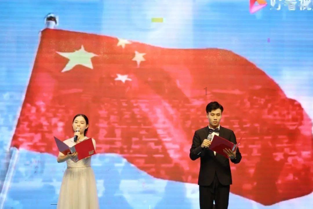 小猫钓鱼游戏龙王版有船